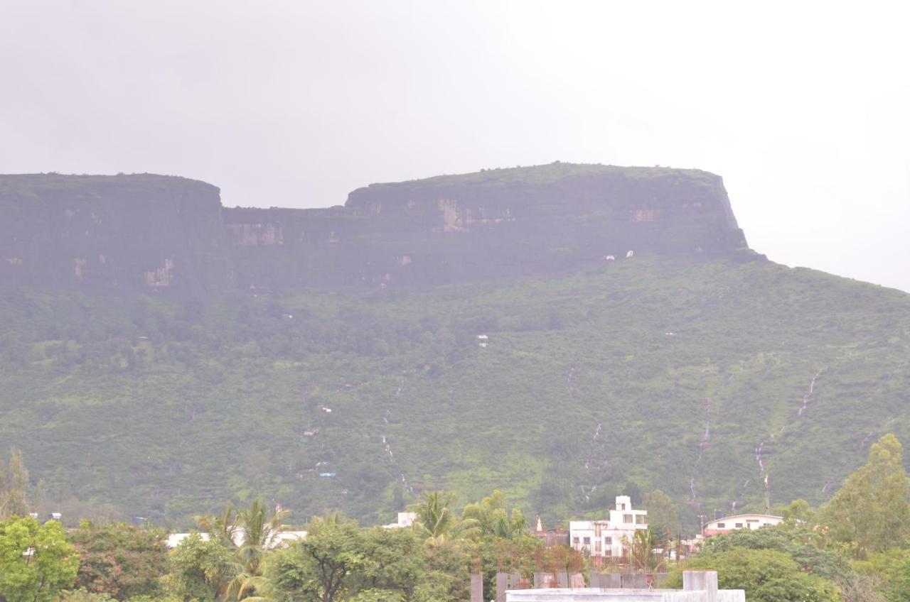 Hotel Midtown Inn Nashik Exterior foto