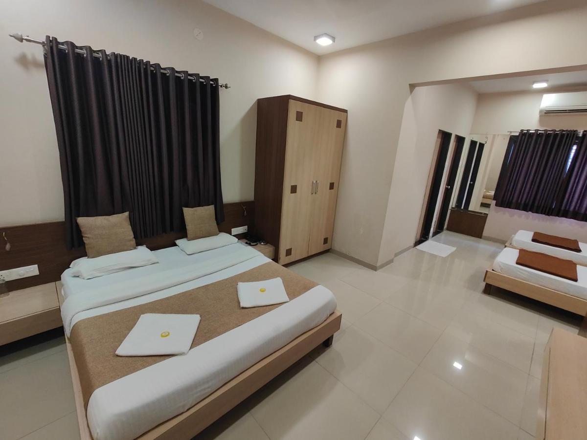 Hotel Midtown Inn Nashik Exterior foto