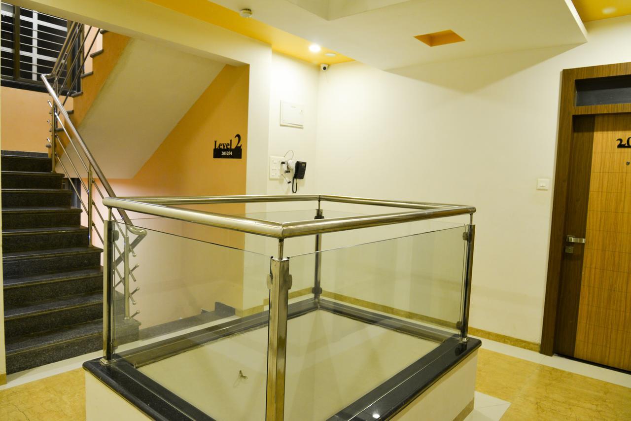 Hotel Midtown Inn Nashik Exterior foto