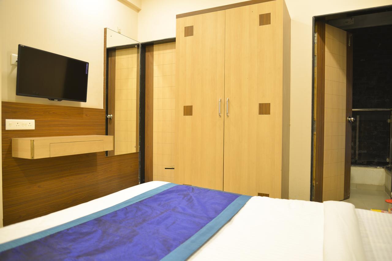 Hotel Midtown Inn Nashik Exterior foto